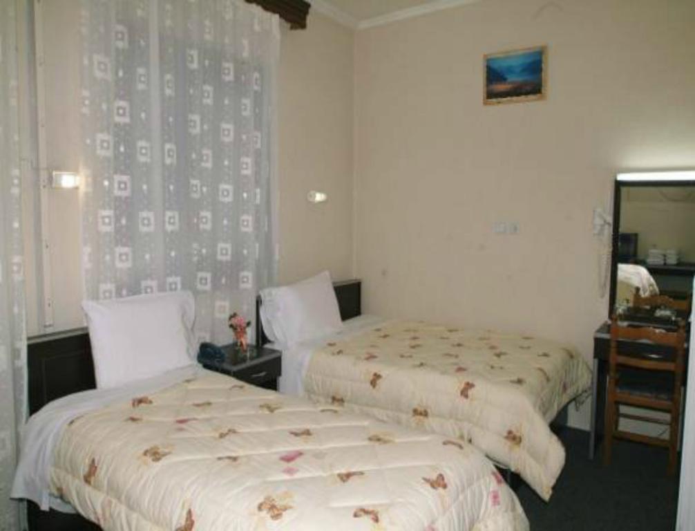 Hotel Hellinis Florina Bagian luar foto